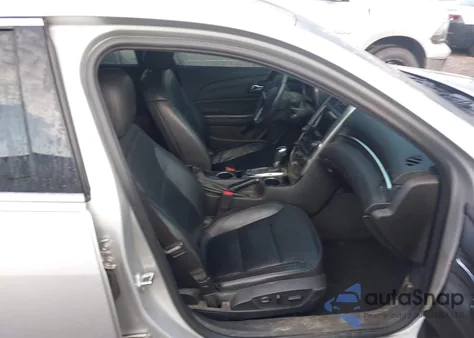 2015 Chevrolet Malibu 1Lz из США, поврежденный, VIN 1G11F5SL0FF300935